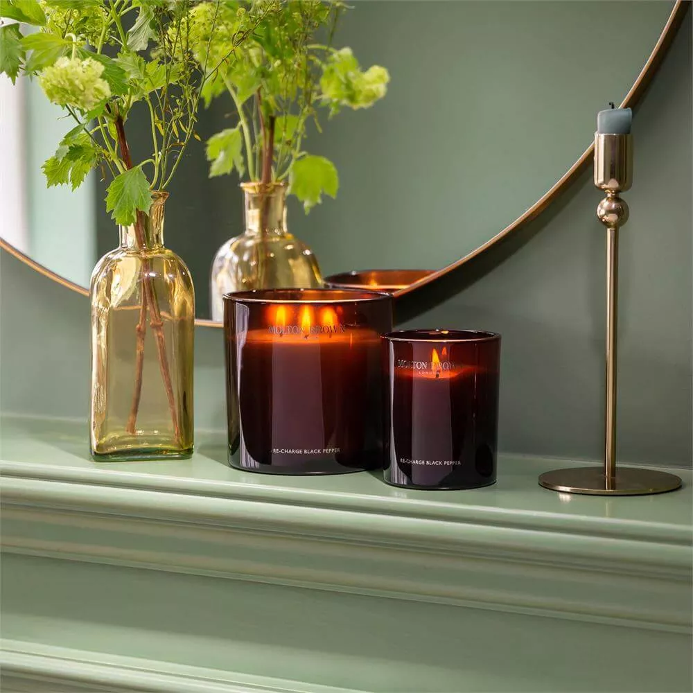 Molton Brown Re-Charge Black Pepper Signature Scented Candle Single Wick 190g